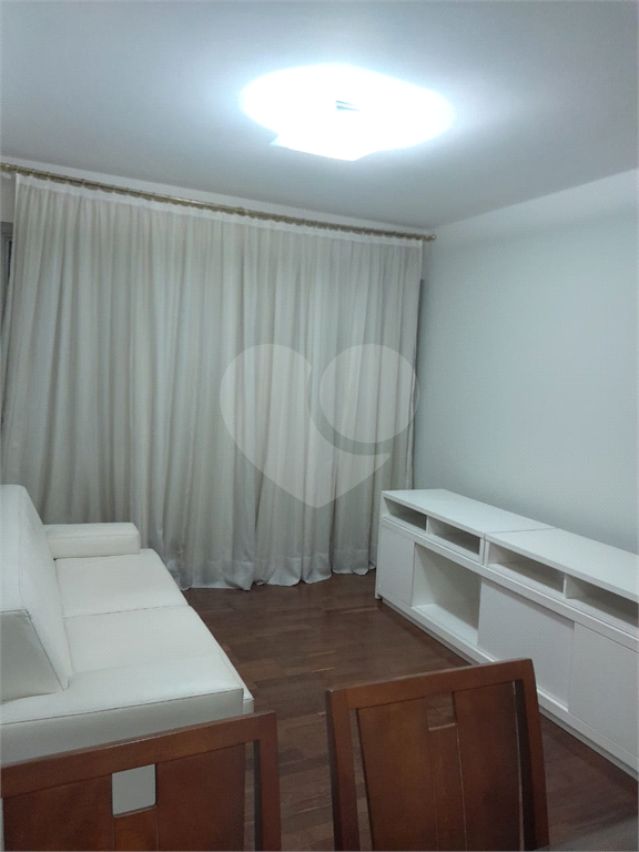 APARTAMENTO em HIGIENÓPOLIS
