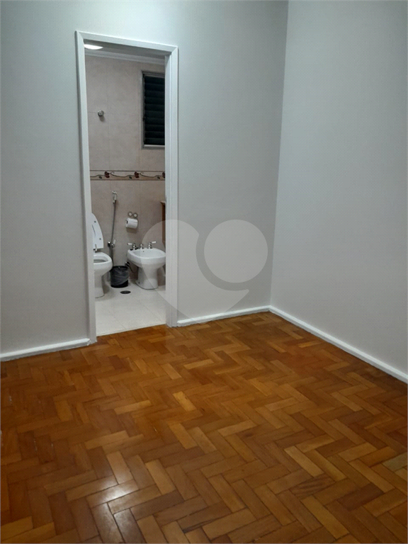 APARTAMENTO em HIGIENÓPOLIS