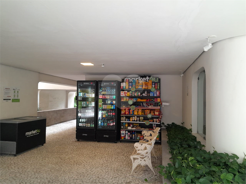 APARTAMENTO em HIGIENÓPOLIS