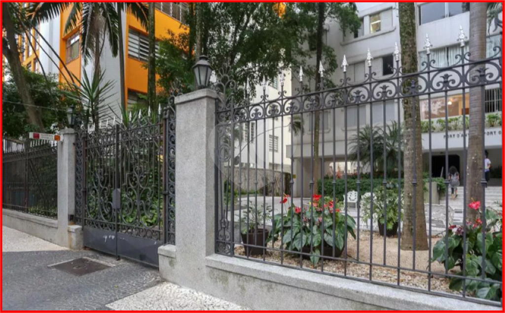 APARTAMENTO em HIGIENÓPOLIS