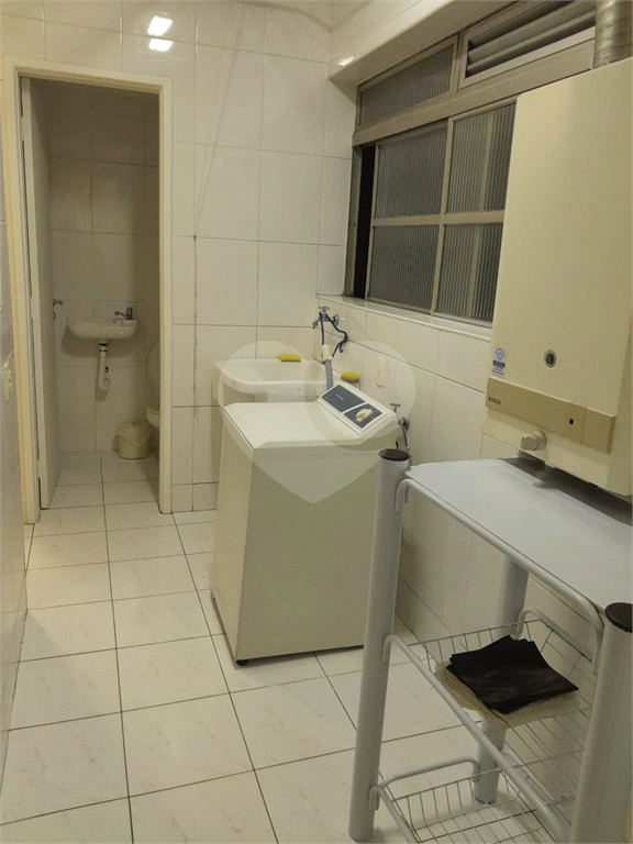 APARTAMENTO em HIGIENÓPOLIS