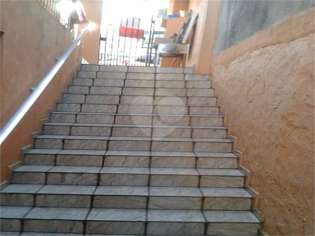 Casa à venda com 3 quartos, 210m² - Foto 14