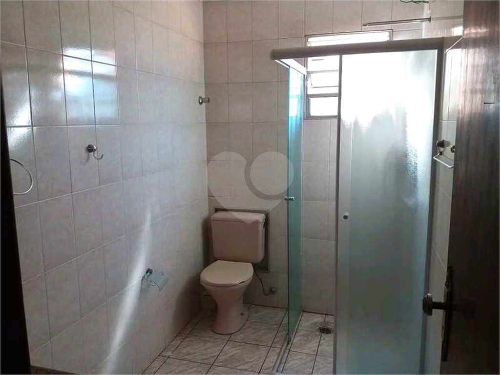 Casa à venda com 3 quartos, 210m² - Foto 11