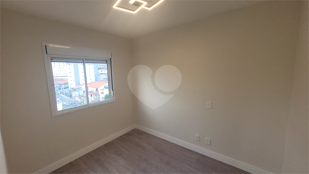 Apartamento para alugar. Jardim São Paulo. 2 dormitórios, sacada.