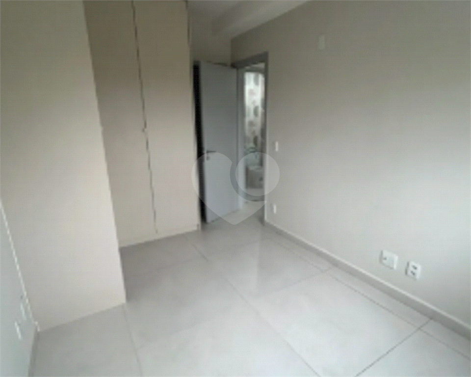 APARTAMENTO em BARRA FUNDA