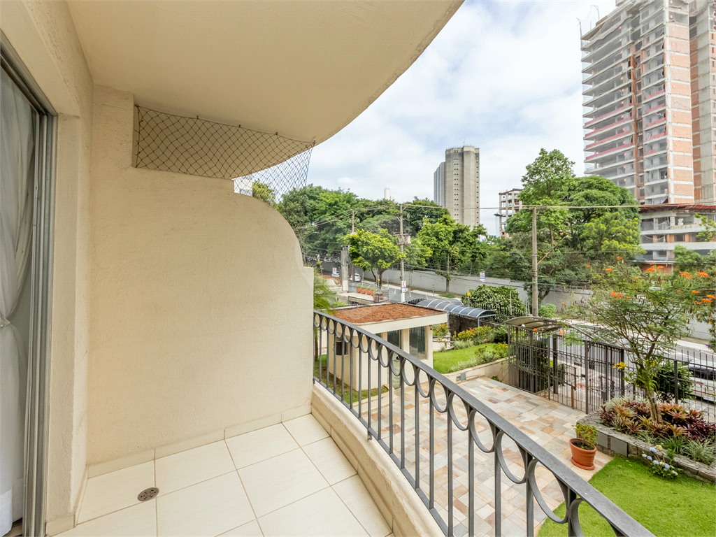 APARTAMENTO 3 DORMITÓRIOS À VENDA VILA CLEMENTINO VENDER