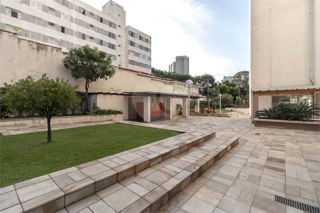 APARTAMENTO 3 DORMITÓRIOS À VENDA VILA CLEMENTINO VENDER