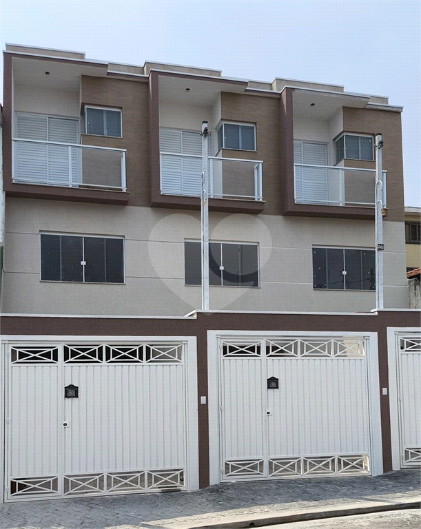 Sobrado à venda com 2 quartos, 120m² - Foto 1