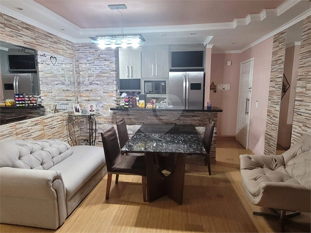 APARTAMENTO em TREMEMBÉ