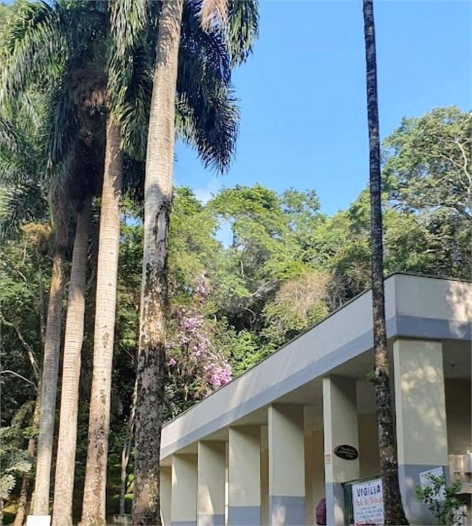 Terreno em condominio fechado a venda em Araçariguama