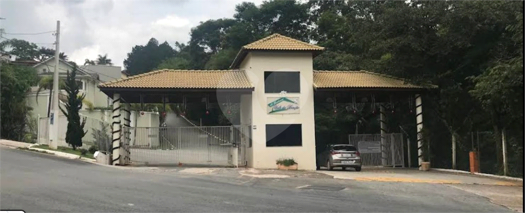 Terreno em condominio fechado a venda em Araçariguama