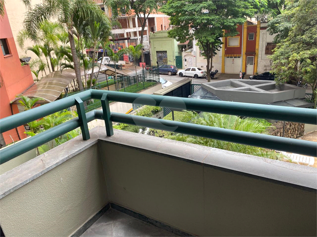 APARTAMENTO em BELA VISTA