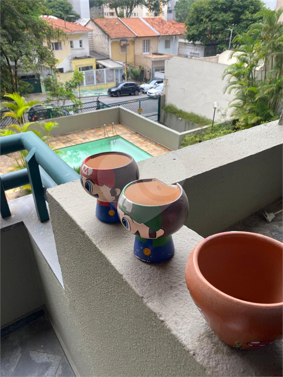 APARTAMENTO em BELA VISTA