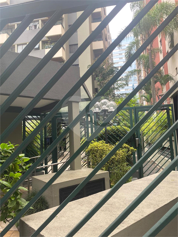 APARTAMENTO em BELA VISTA