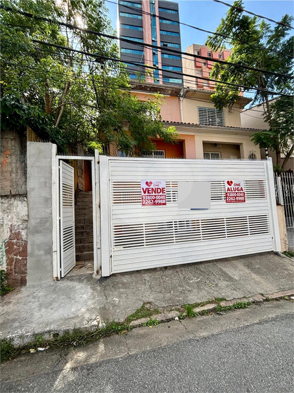 Sobrado com 10 salas, 4 vagas em excelente localização em Santana