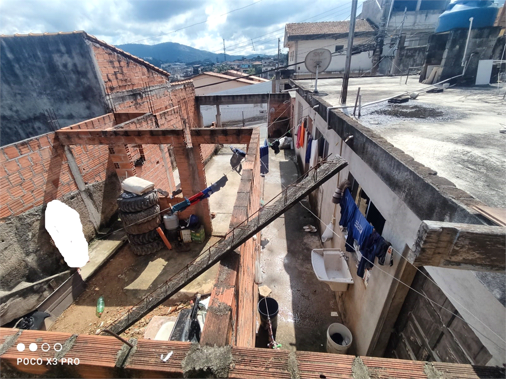 terreno medindo 10 x 25,30 proximo do hipermercado pao de mel