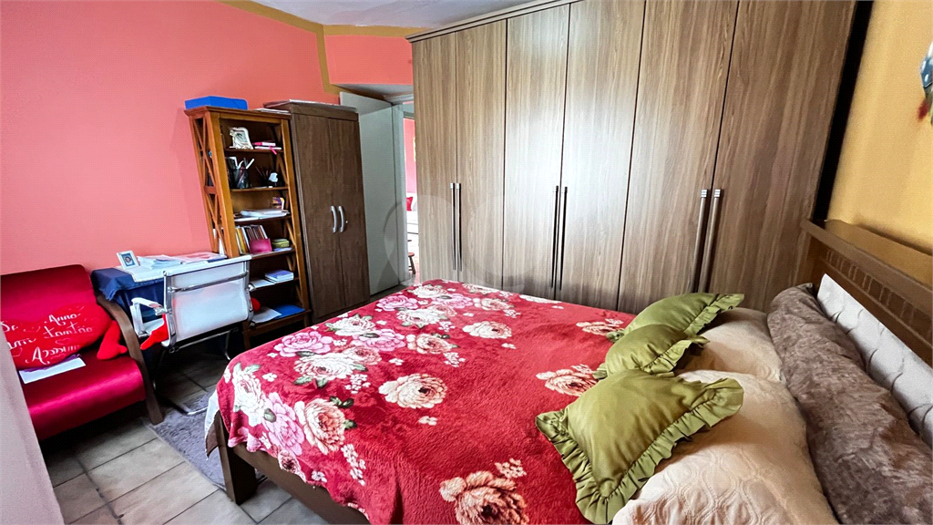 Oportunidade para Investidores – Casa Térrea com Espaço Comercial na Frente