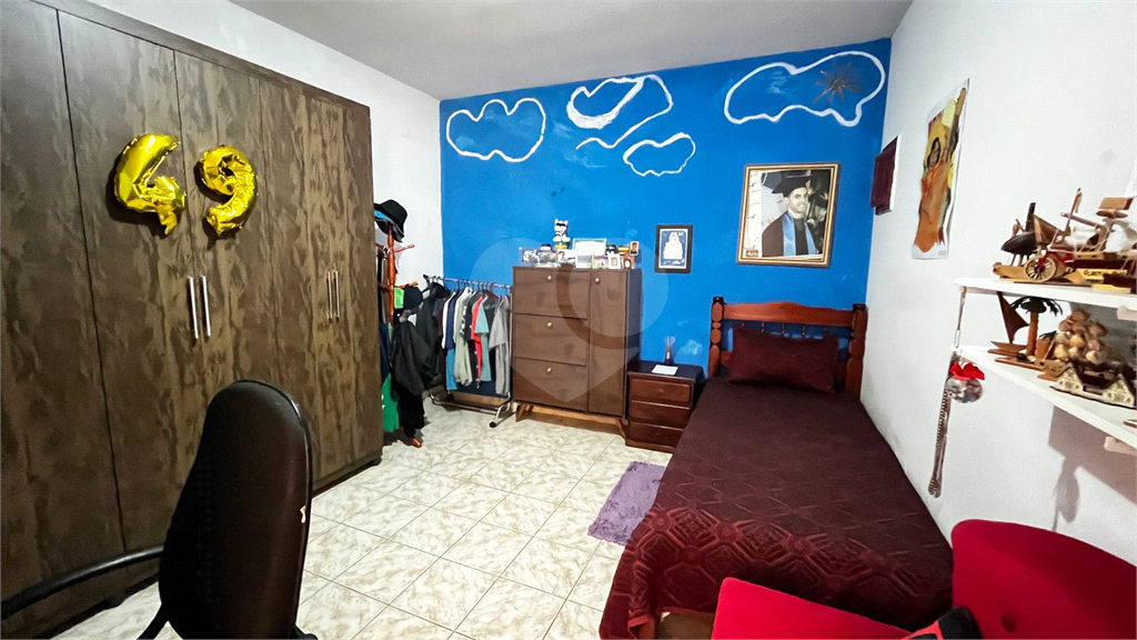 Oportunidade para Investidores – Casa Térrea com Espaço Comercial na Frente