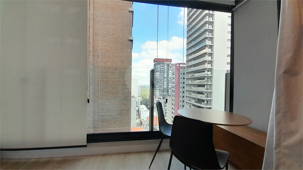 Studio Mobiliado de 28m² para Locação próximo a Estação Oscar Freire