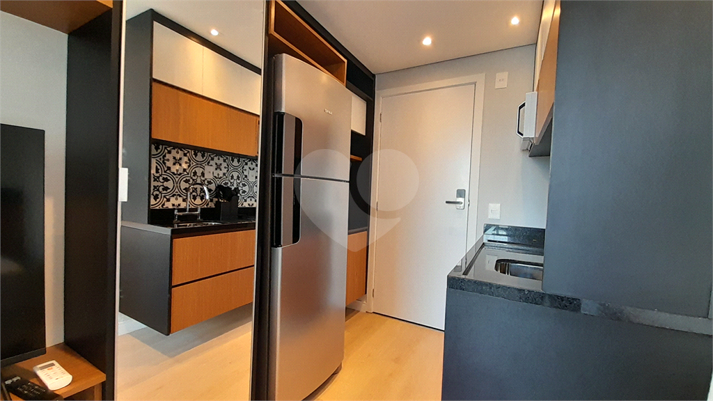 Studio Mobiliado de 28m² para Locação próximo a Estação Oscar Freire