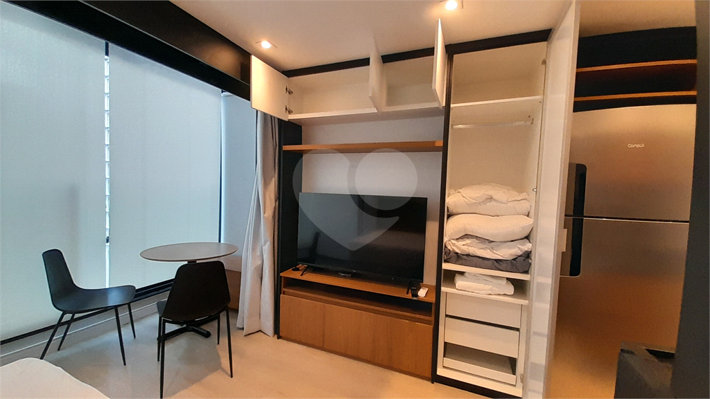 Studio Mobiliado de 28m² para Locação próximo a Estação Oscar Freire