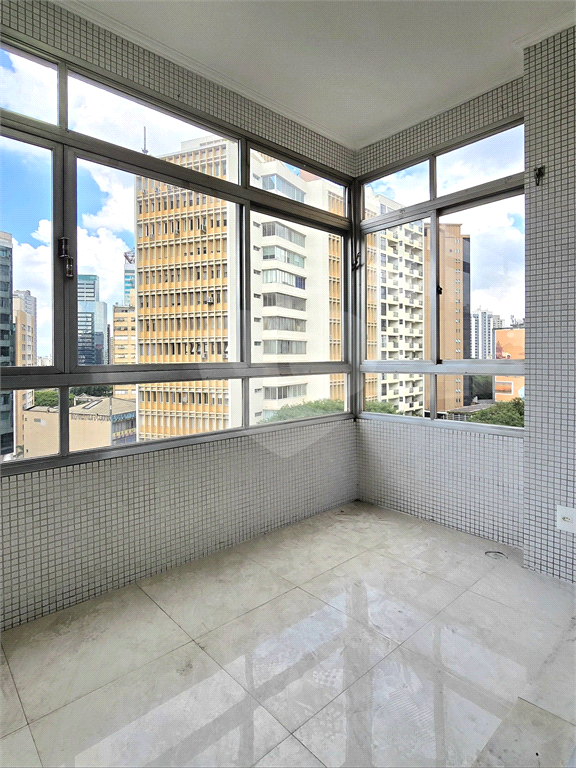 Apartamento para locação com 2 dormitórios 2 banheiros no PARAÍSO