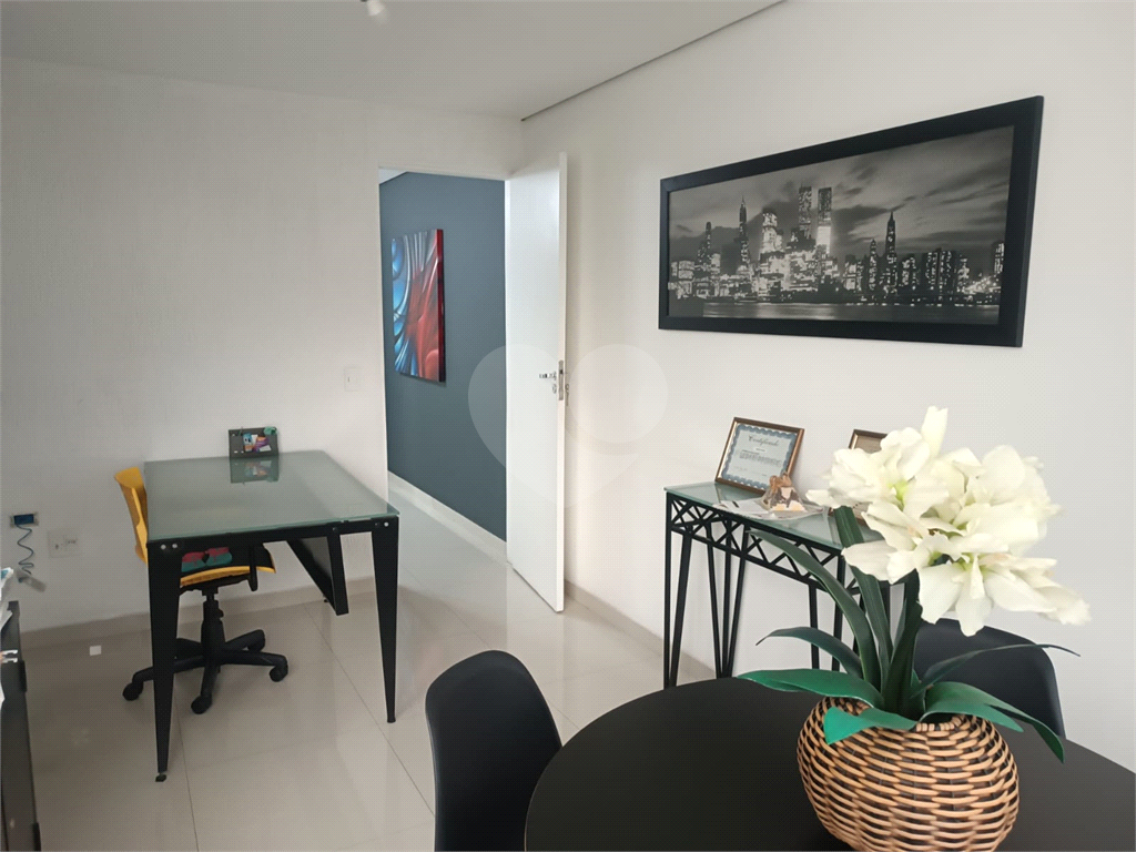 "Oportunidade !!Sala Comercial na Av. Nova Cantareira