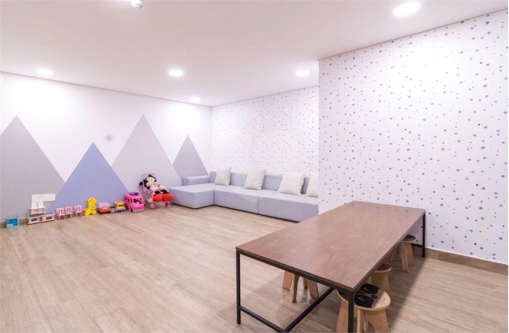 Venda ou Locação. Apartamento  em Pinheiros – 147m², 2 Suítes, 2 Vagas,