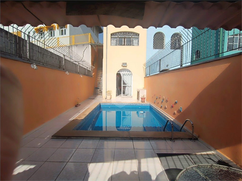 Sobrado, 3 quartos, 234 m² - Foto 1