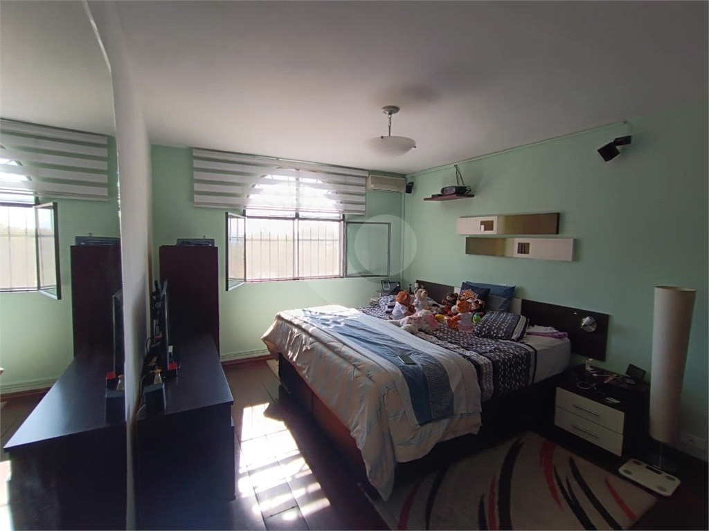 Sobrado, 3 quartos, 234 m² - Foto 8