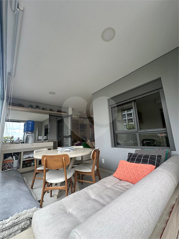 Apartamento com 2 Quartos e 2 banheiros à Venda, 72 m² por R$ 1.500.000