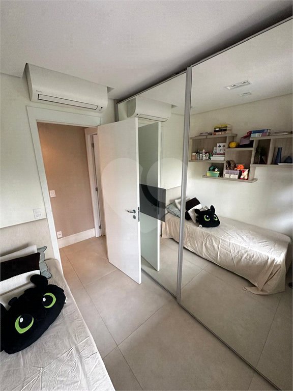 Apartamento com 2 Quartos e 2 banheiros à Venda, 72 m² por R$ 1.500.000