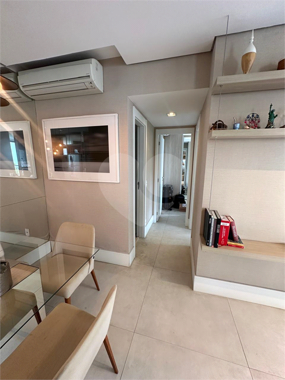 Apartamento com 2 Quartos e 2 banheiros à Venda, 72 m² por R$ 1.500.000