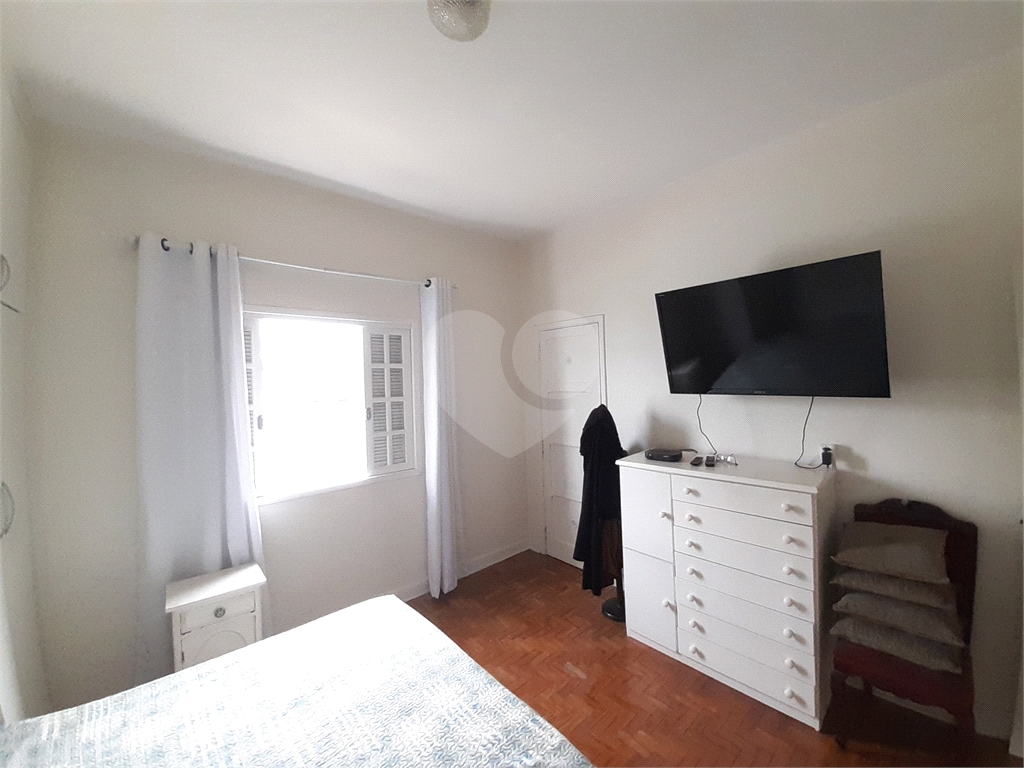 Vende-se: Sobrado de Vila, 2 quartos, Edícula com 1 Suíte, 1 Vaga, Santana!