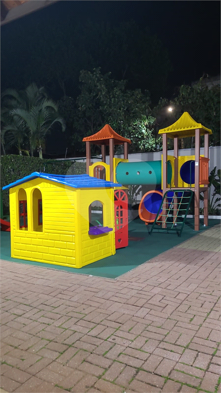 APARTAMENTO em PARQUE NOVO MUNDO