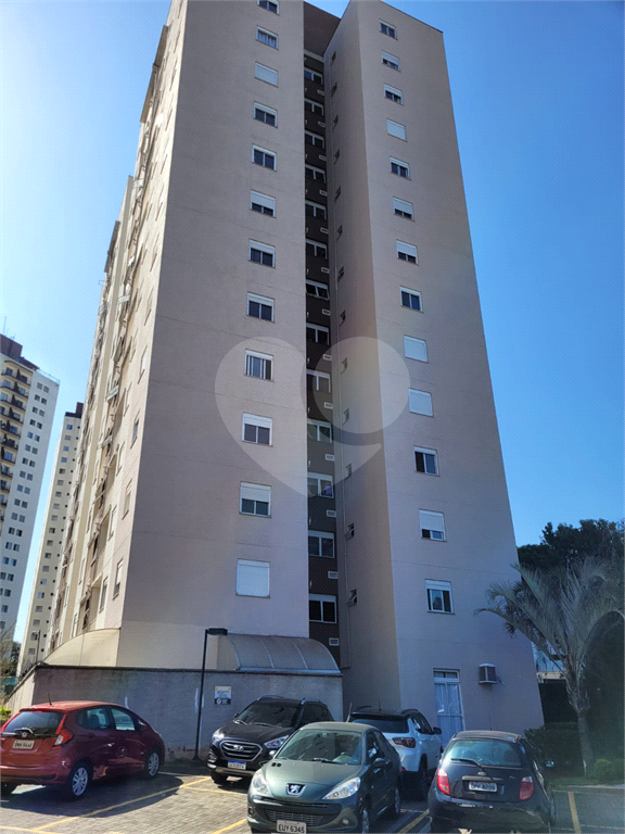 APARTAMENTO em PARQUE NOVO MUNDO