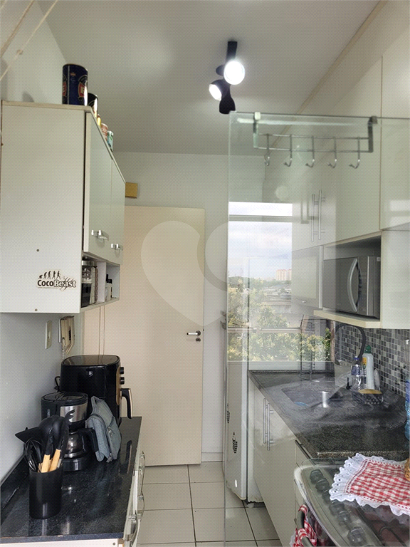 APARTAMENTO em PARQUE NOVO MUNDO