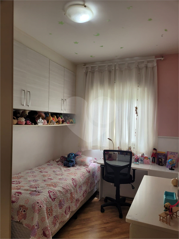 APARTAMENTO em PARQUE NOVO MUNDO