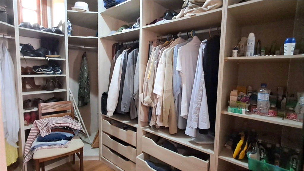 Casa de Condomíno à Venda | 330m² | 5 Domitórios ( 5 Suítes) | 6 Vagas na Serra da Cantareira