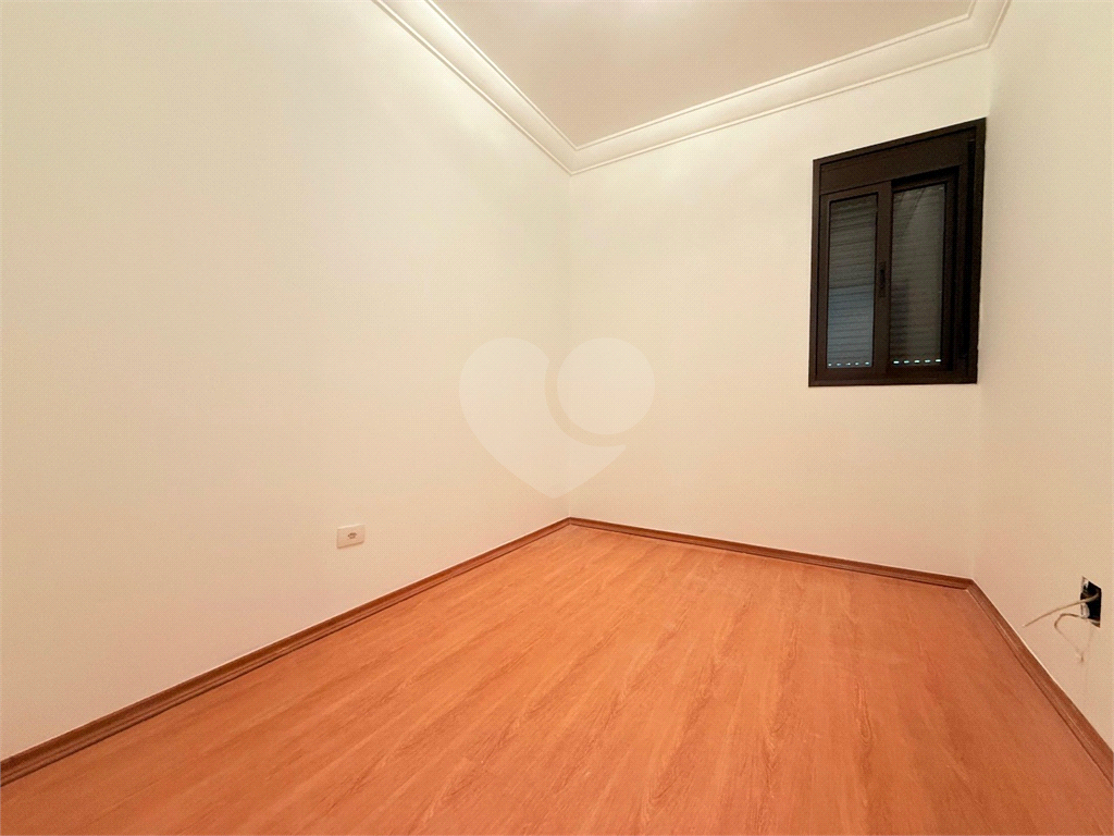 APARTAMENTO em TUCURUVI