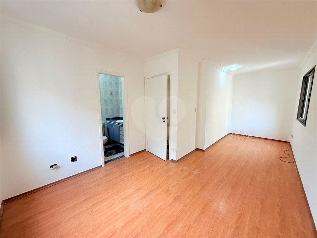 APARTAMENTO em TUCURUVI