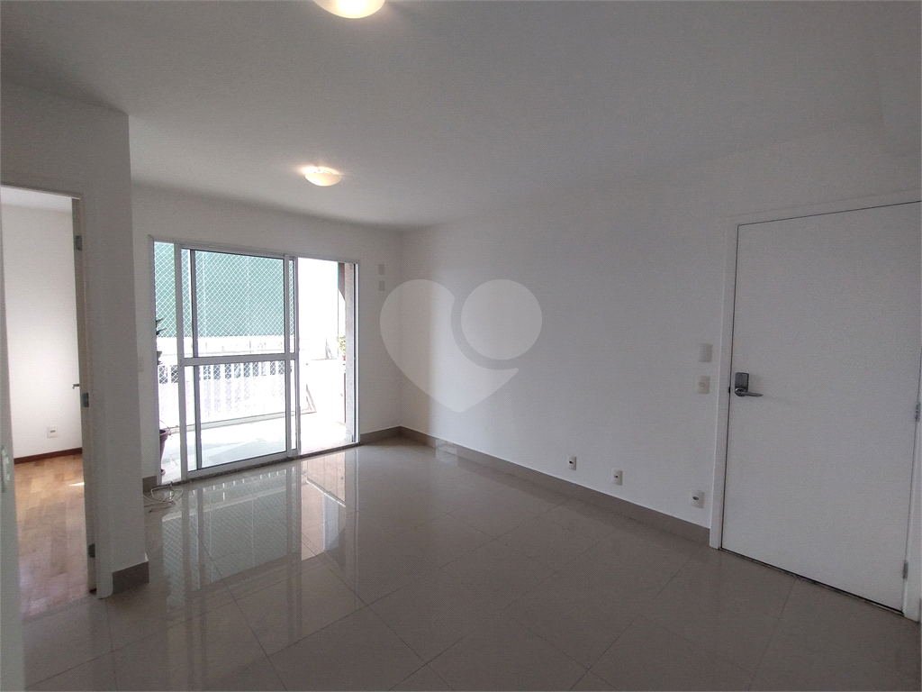 Apartamento para locação | 2 dormitórios (1 Suíte) 1 Vaga na Região da Lapa