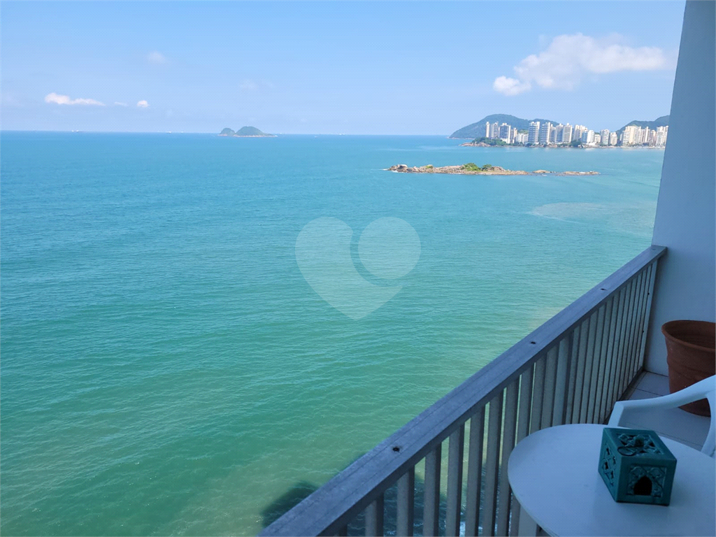 Lindissimo apartamento no Guarujá com vista total para o mar !
