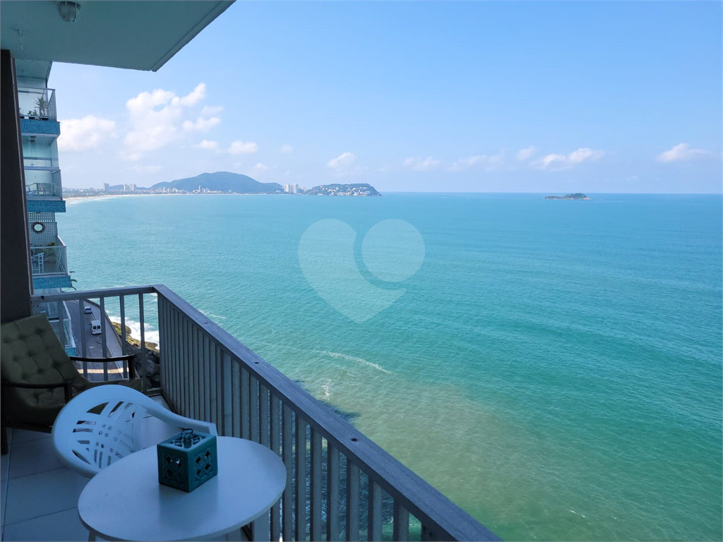 Lindissimo apartamento no Guarujá com vista total para o mar !