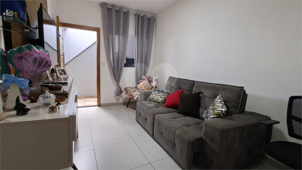 Casa à Venda | 125 m² | Mobiliada | 3 dormitórios (2 suítes) | 1 vaga na Parada Inglesa!