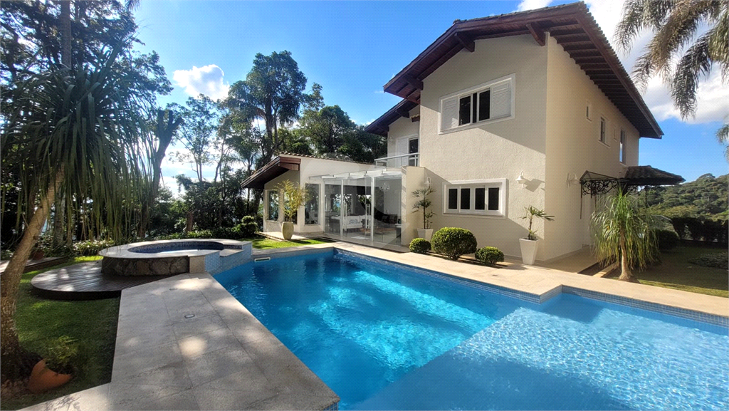 Casa, 4 quartos, 650 m² - Foto 1