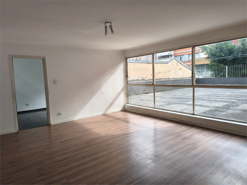 Apartamento à venda com 5 quartos, 180m² - Foto 2