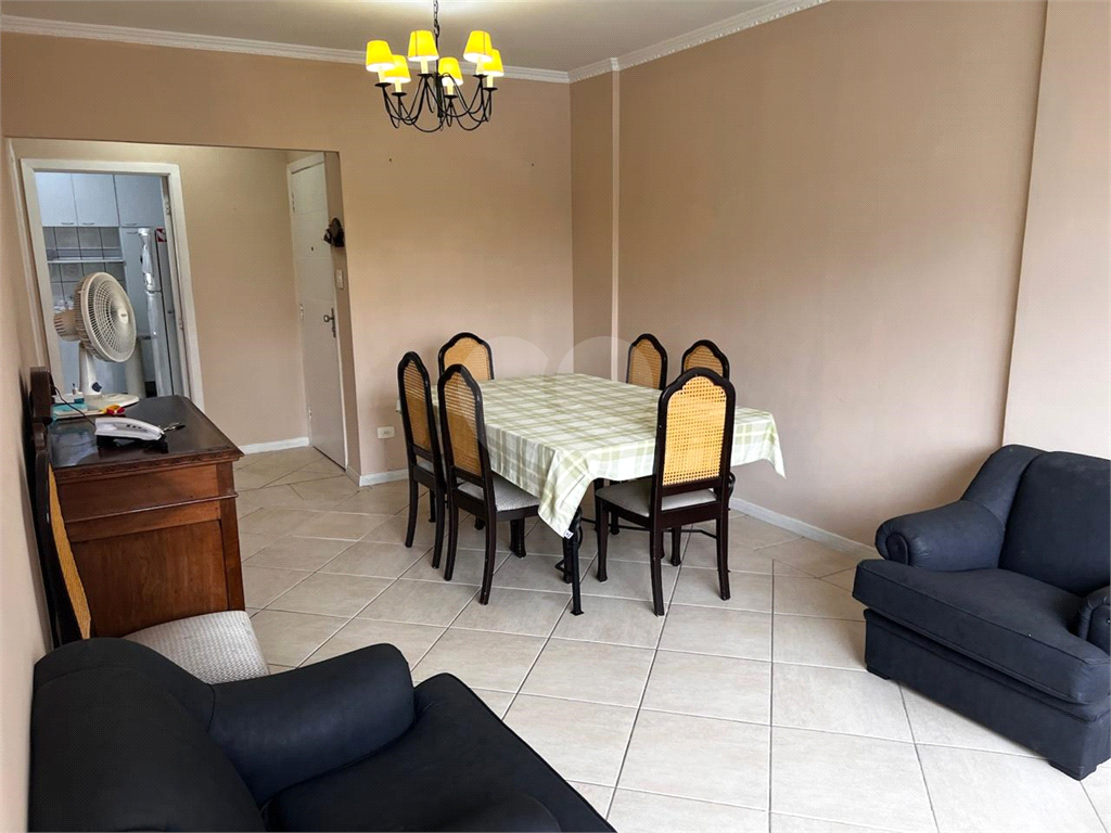 APARTAMENTO em LAPA