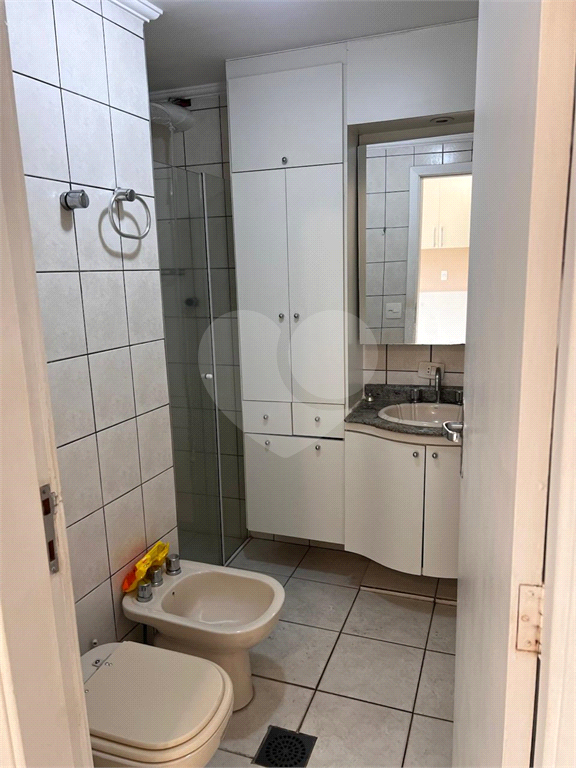 APARTAMENTO em LAPA
