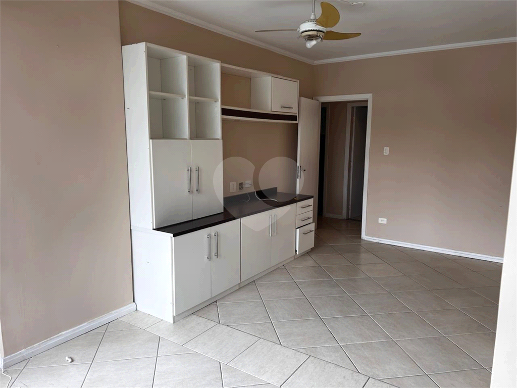 APARTAMENTO em LAPA